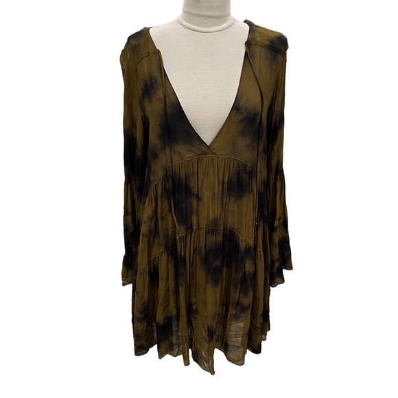 YOUNG FABULOUS & BROKE Tie Dye V Neck Semi Sheer Size Small - Picture 7 of 7